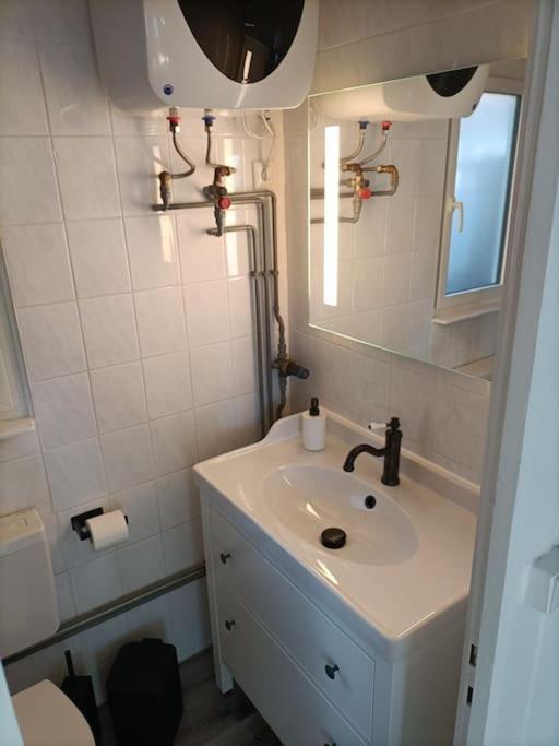 Traumhafter Wasserblick Klein Stromkendorf Exterior photo